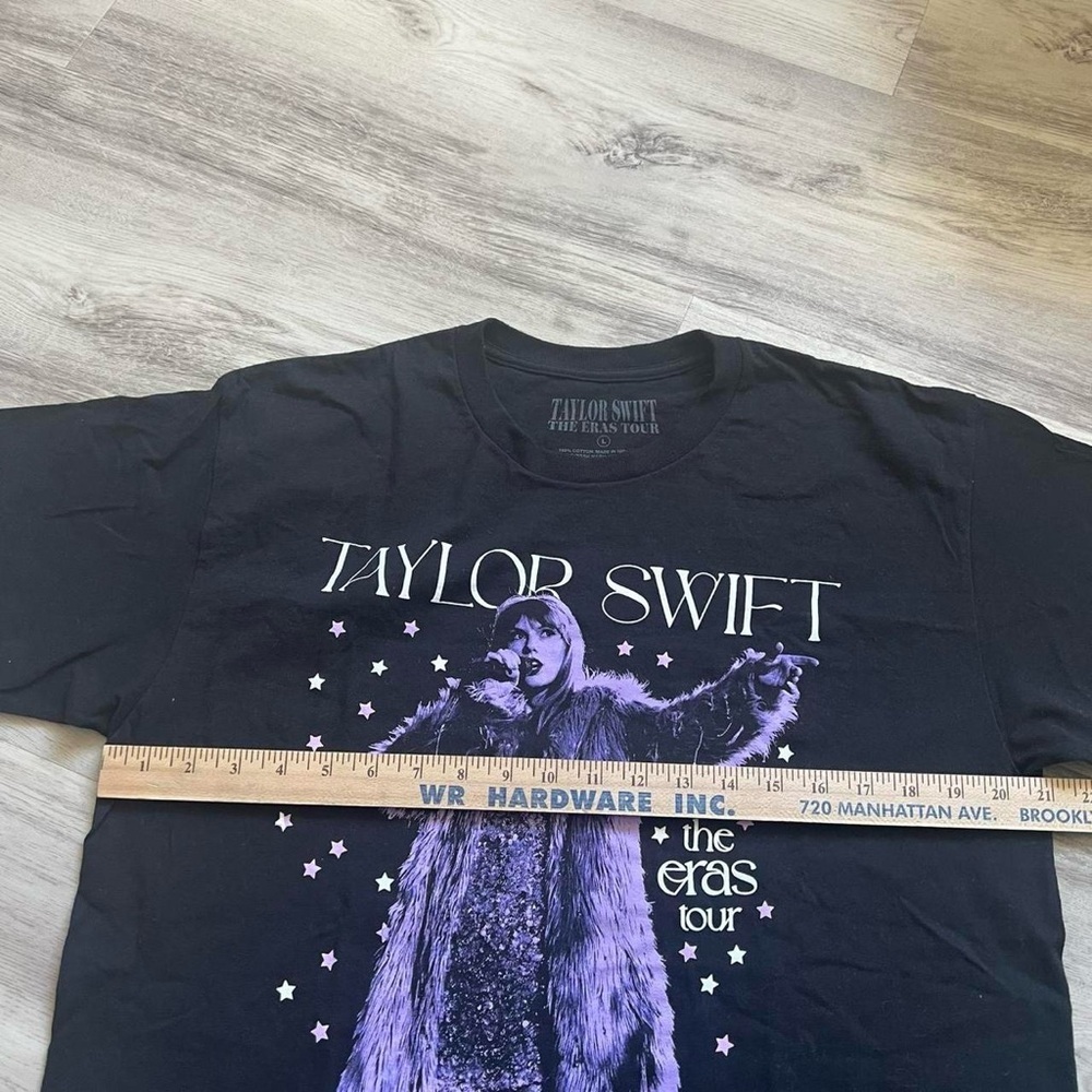 Taylor Swift Black and Purple Tour Tee - Picture 3 of 4